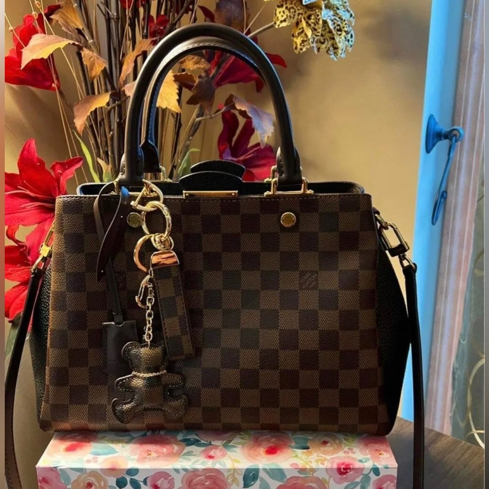 ‼️SOLD‼️Louis Vuitton Brittany Damier